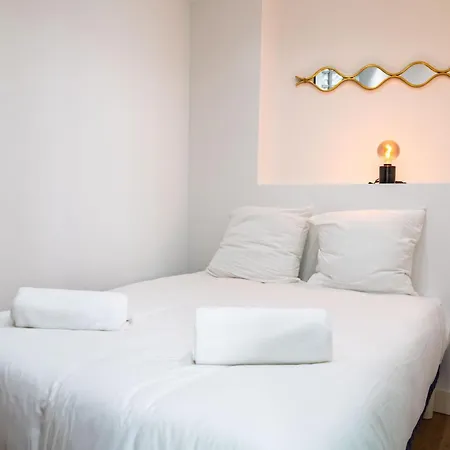 Apartment Inside, Chic Et *